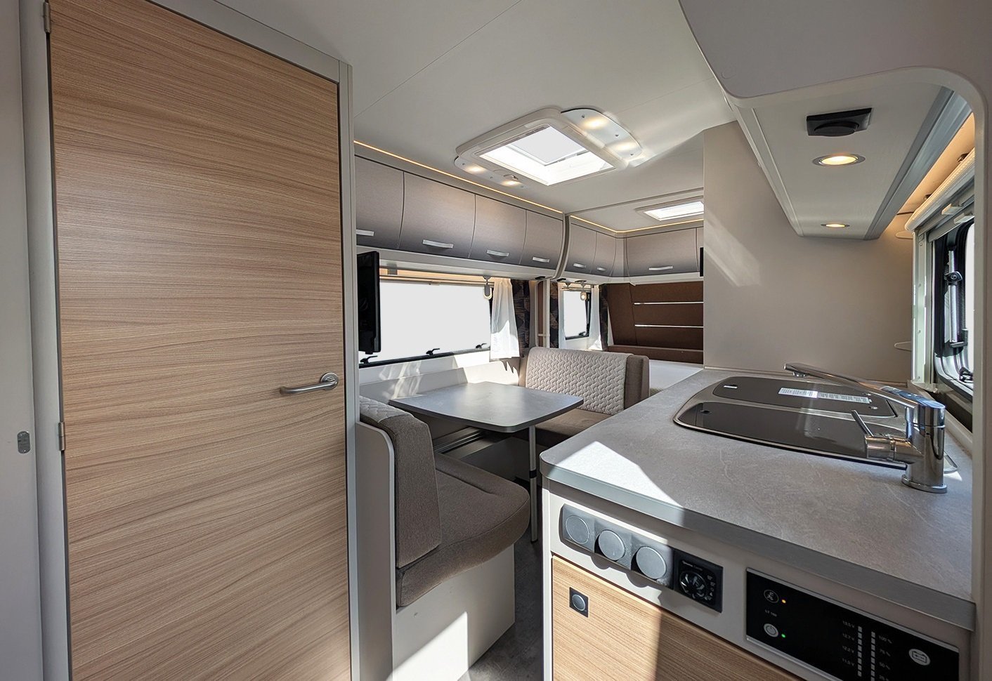 Caravane Dethleffs Génération 515 QSK – Image 20