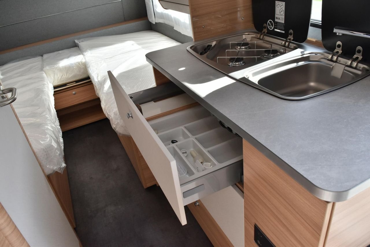 Caravane Dethleffs Camper 460 EL – Image 5