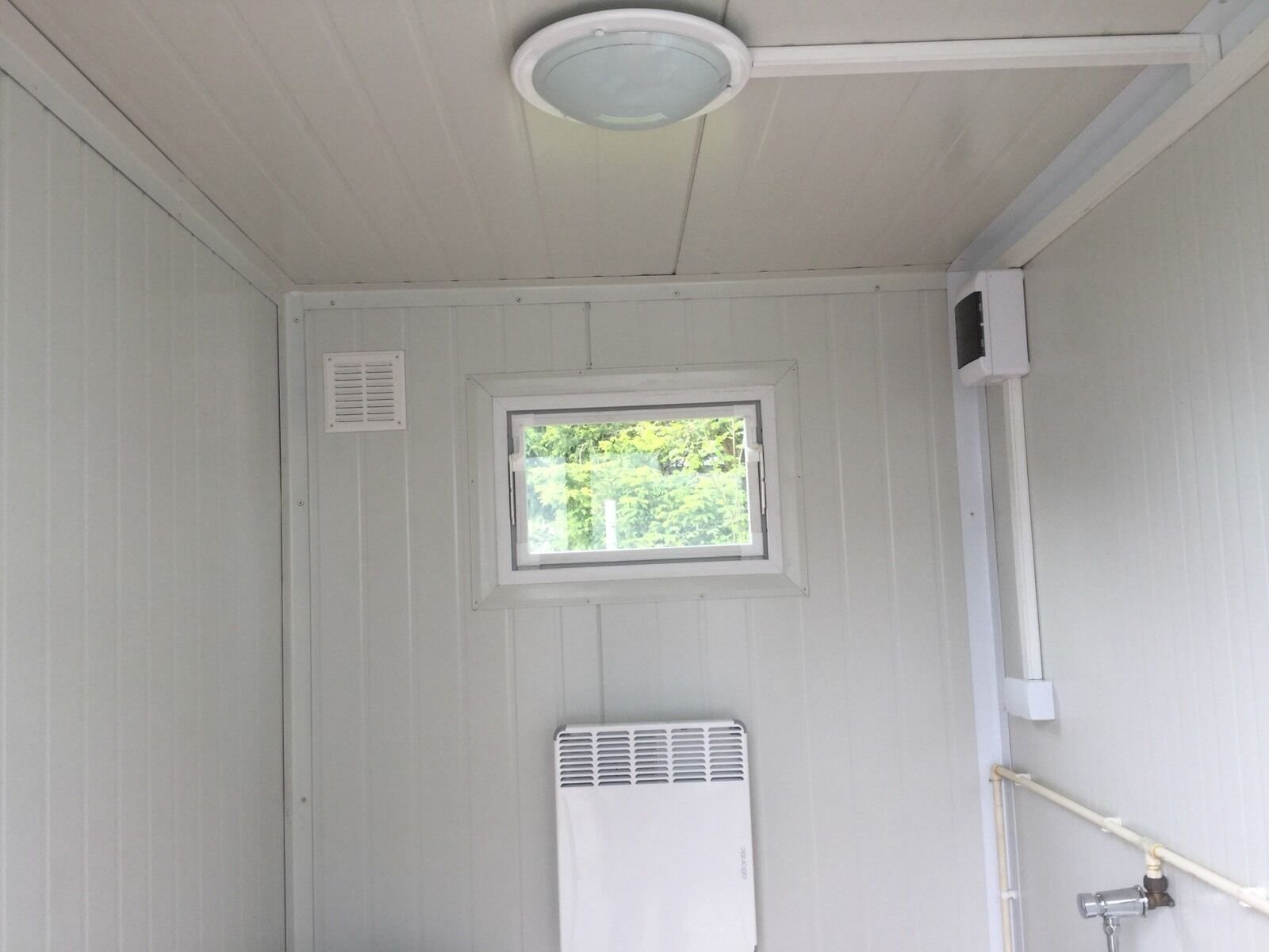 Conteneur sanitaire de toilette double cabine – Image 9