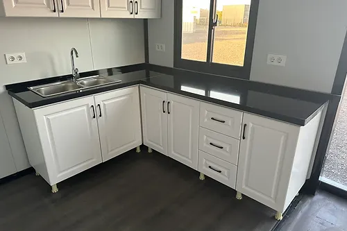 Conteneur Mobile Tiny House Deluxe avec Cuisine – Image 4