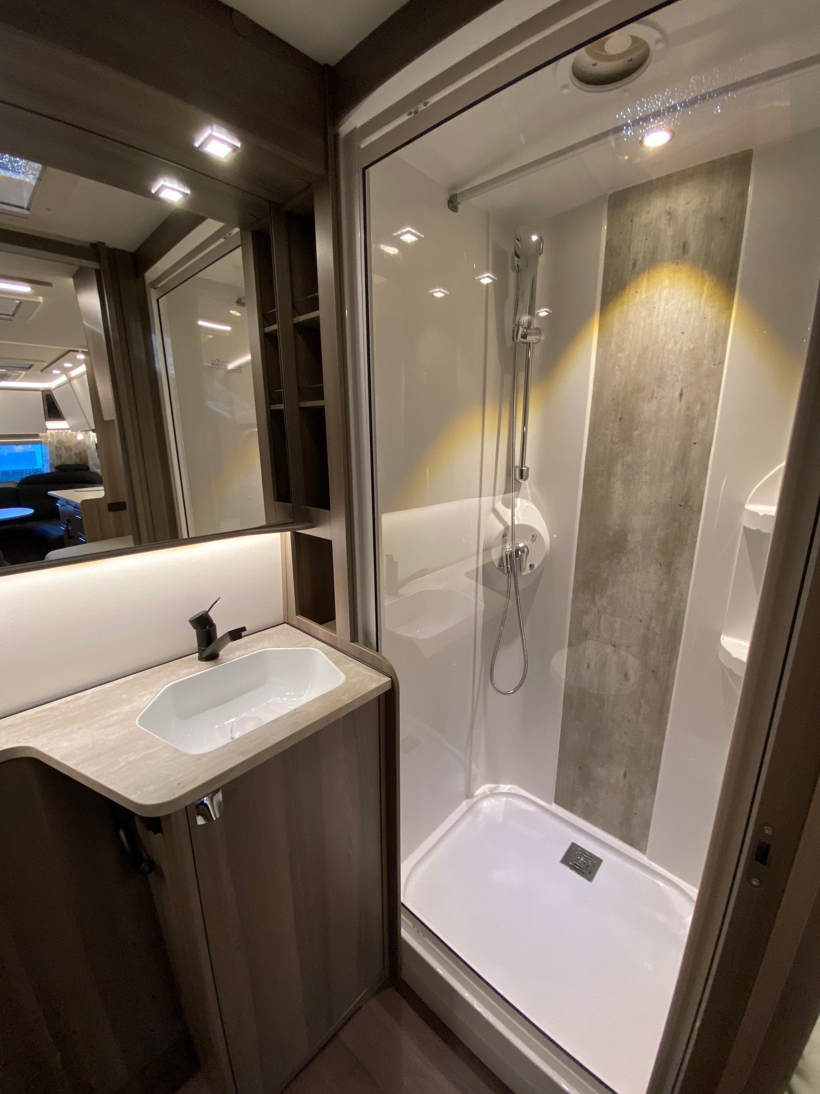CARAVANE KABE ESTATE 600 TDL KS – Image 5