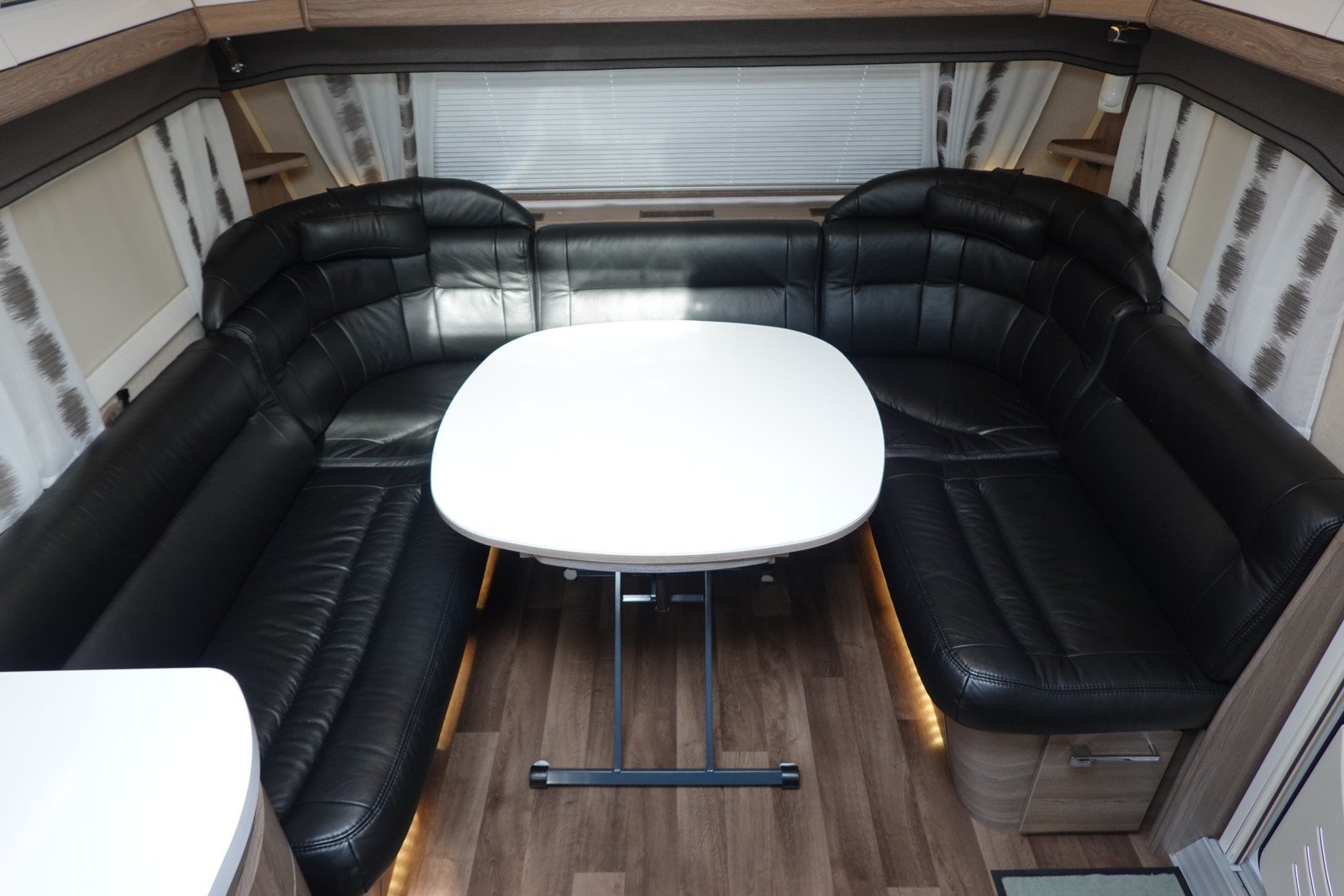 Caravane KABE IMPERIAL 740 E5 TDL KS – Image 8