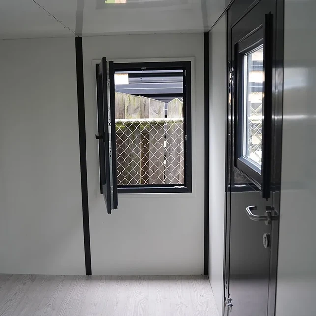 BUNGALOW DE CHANTIER 4 X 2 MÈTRES – Image 12