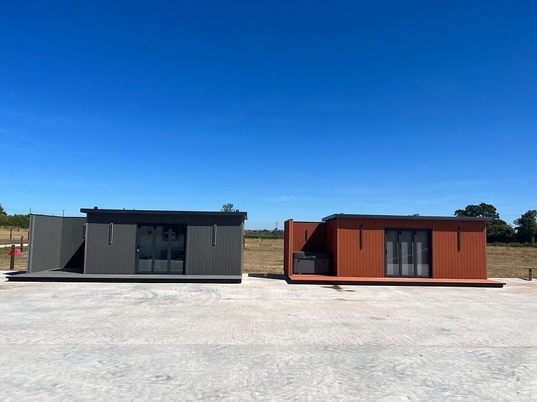 Conteneur maison pour espace de vie extérieur moderne et élégant – Image 3