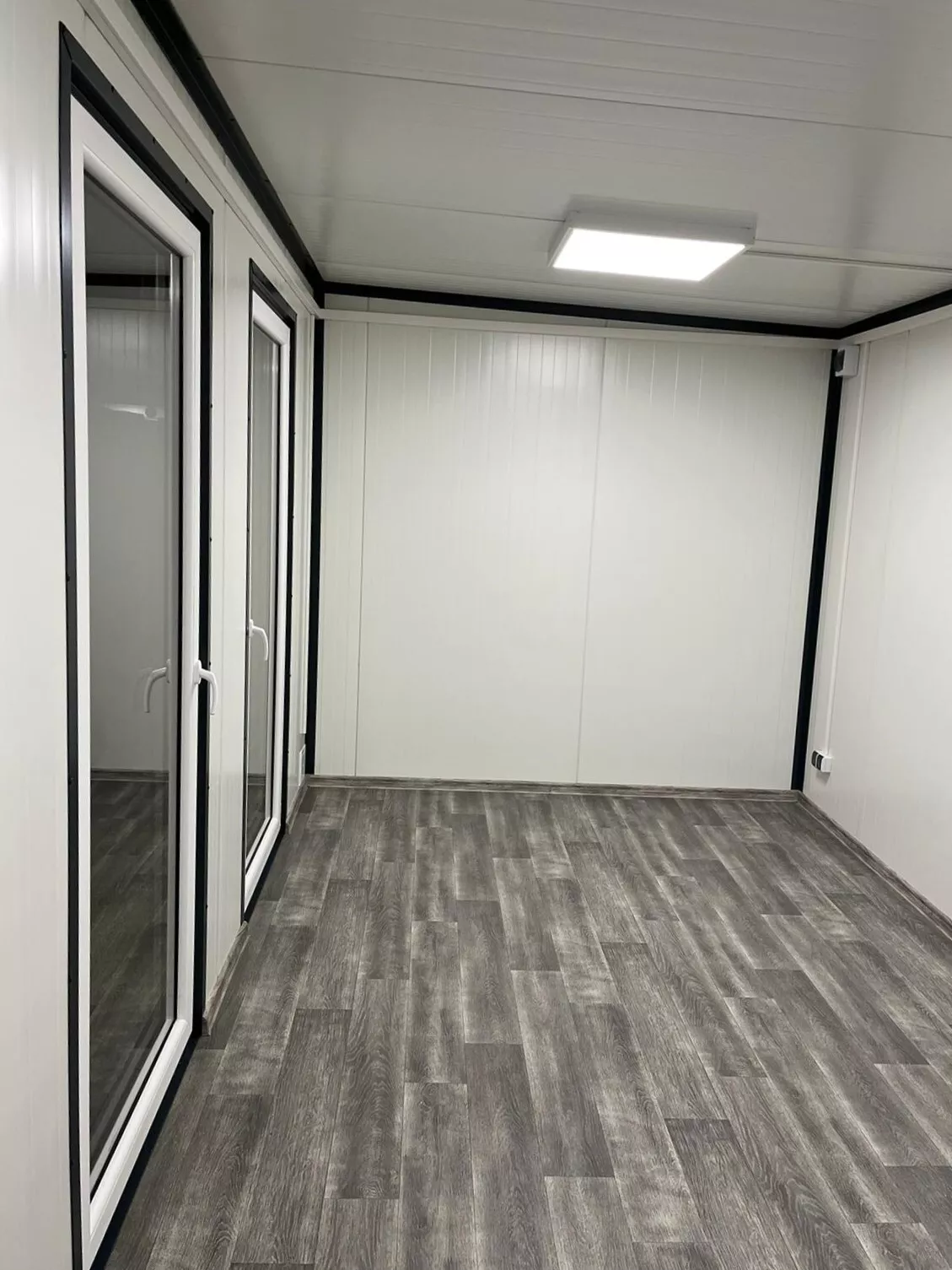 Conteneur de bureau Conteneur d'habitation Abri de jardin - 6 x 3m avec chauffage – Image 7